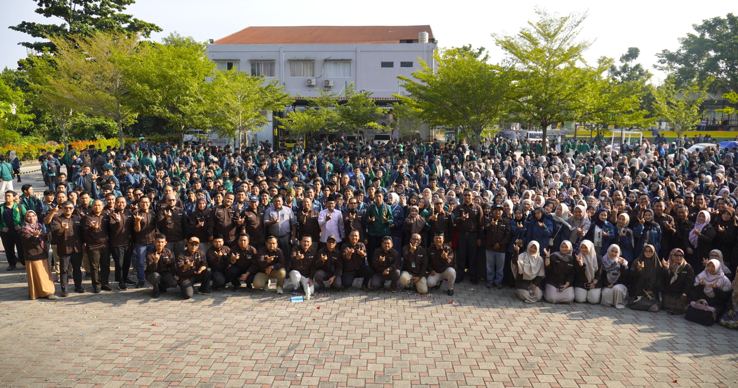 UMRI Lepas 2.093 Mahasiswa KKN 2026, Siap Mengabdi di Dalam dan Luar Negeri